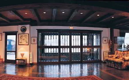 Otel Yoy Tredós