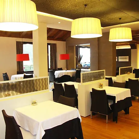 Yoy Hotel 4*