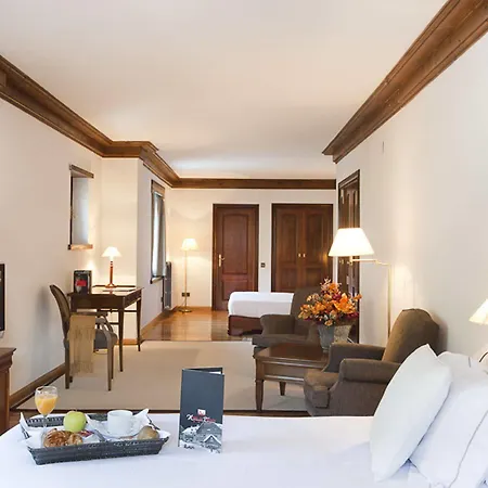 Yoy Otel