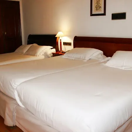 Yoy Otel
